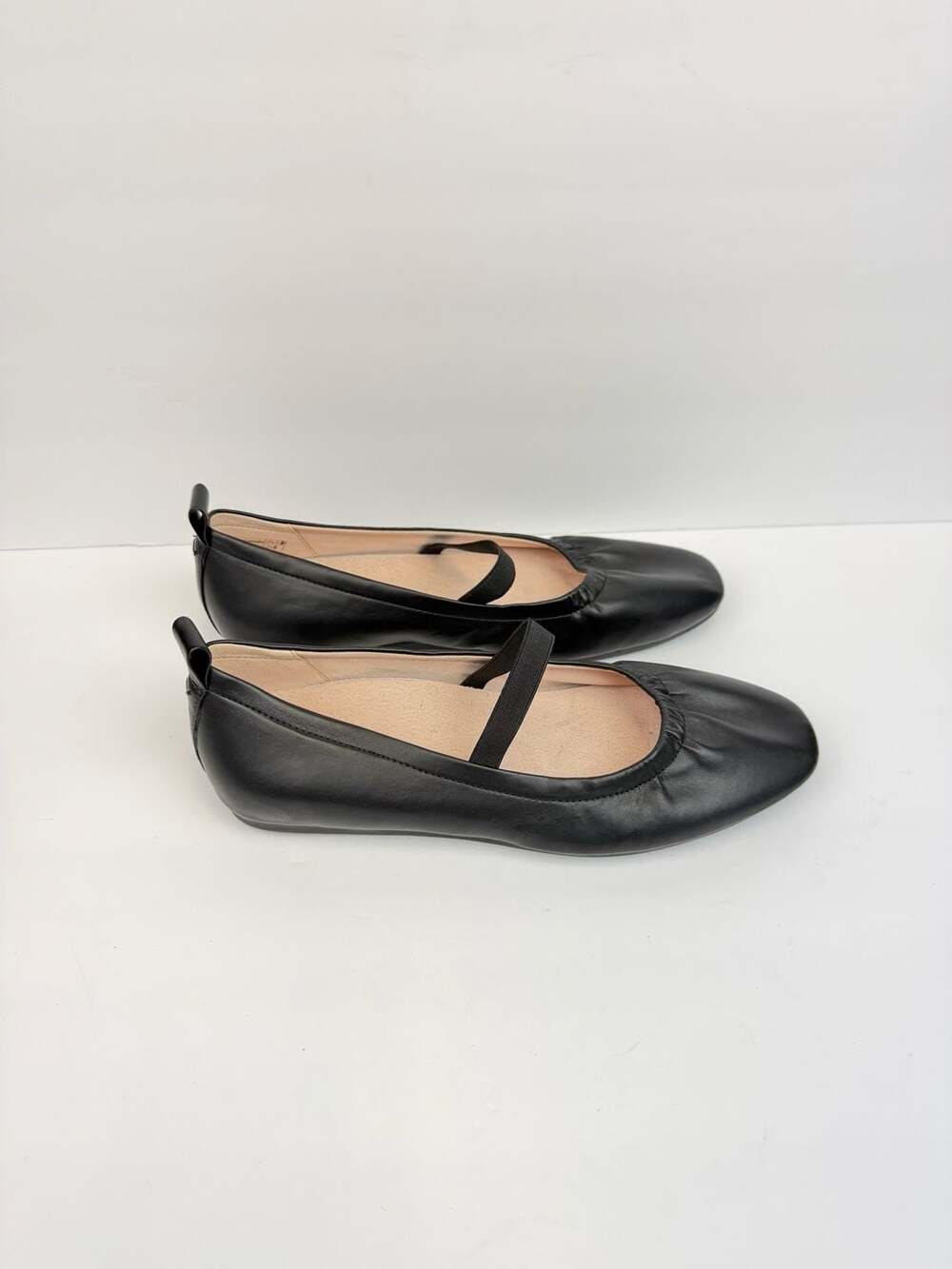 Vionic Colette Black Leather Mary Jane Flats Size 8.5 Wide